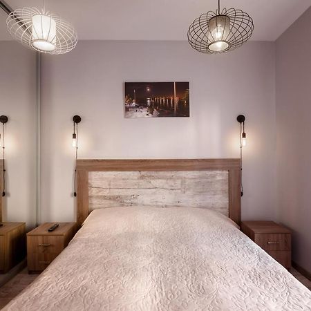 Lion King Lesya Apartment Lviv Bagian luar foto